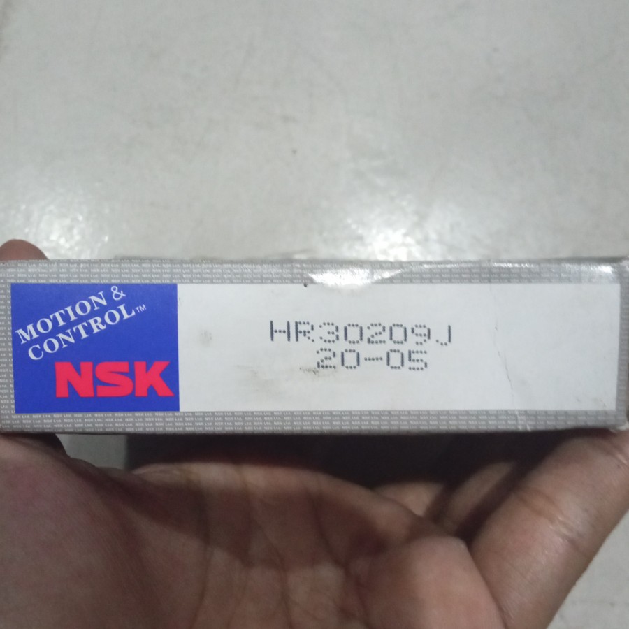 แบริ่งเรียว HR 30209 J / แบริ่ง HR30209J NSK BEARING 30209 J NSK JAPAN Laker NSK 30209J