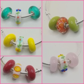 ลูกปัดแก้วมูลาโน่ แกนเงินแท้ 4มม. ขายเป็นเซ็ท เซ็ทละ 3 เม็ด พร้อมส่ง