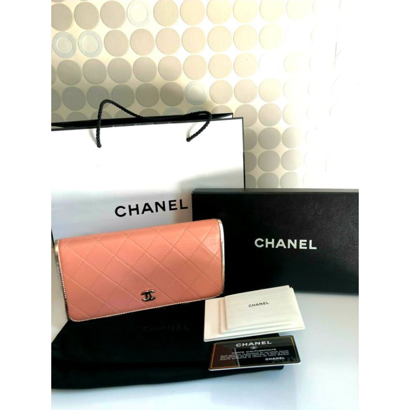 Chanel long wallet lambskin holo 22