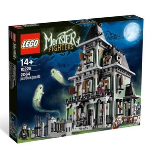 Lego 10228 haunted house กล่องมีรอยครับ