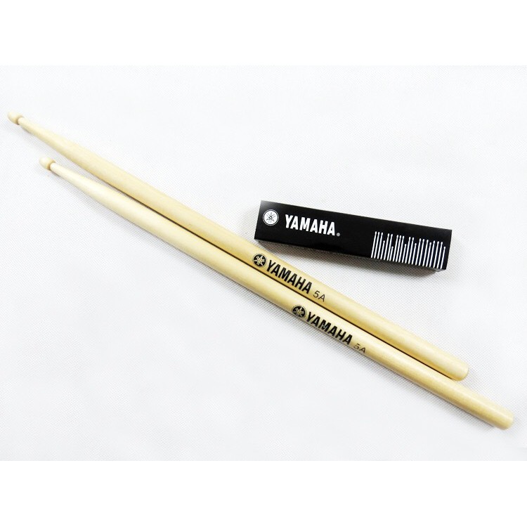 YAMAHA ไม้ตีกลอง 5A 1คู่ วัสดุ ทำมาจากไม้ Maple ให้น้ำหนักที่เบาคล่องตัว