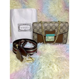 กระเป๋า gucci มีสายโซ่สะพาย มีสายสปอร์ตปรับระดับได้ สามารถคาดอก คาดเอว ครอสบอดีได้ คุ้มสุดๆ งานดี งานสวยมาก