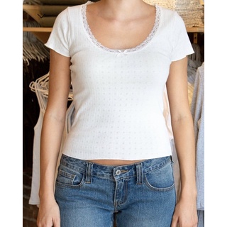 พรีออเดอร์ preorder Brandy Melville McKenna Eyelet Bow top