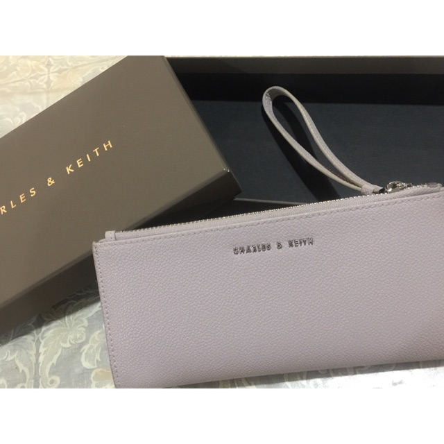 กระเป๋าเงิน charles&Keith