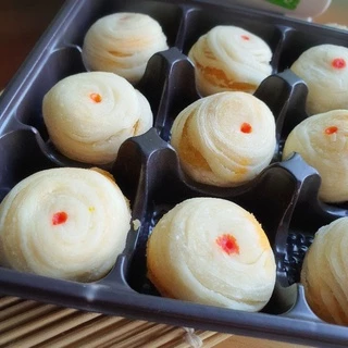 ขนมเปี๊ยะไส้ถั่วไข่เค็มอบควันเทียน ขนมเปี๊ยะท่าย์น้ำ อิสลามทานได้ เจทานได้(เฉพาะบางไส้) เปี๊ยะท่าย์น้ำ