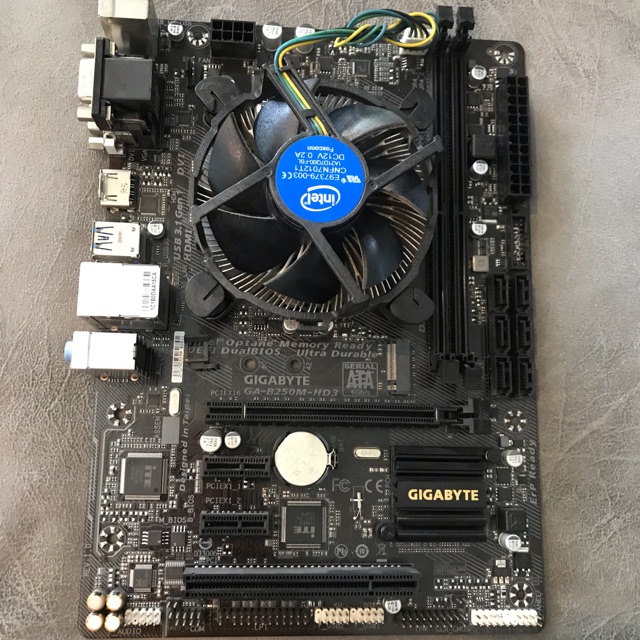 i5 7400 + mainboard ga-b250m-hd3