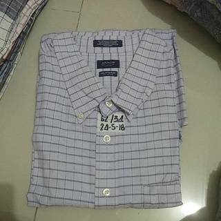 เสื้อเชิ้ตแขนยาว มีลาย โทนม่วง