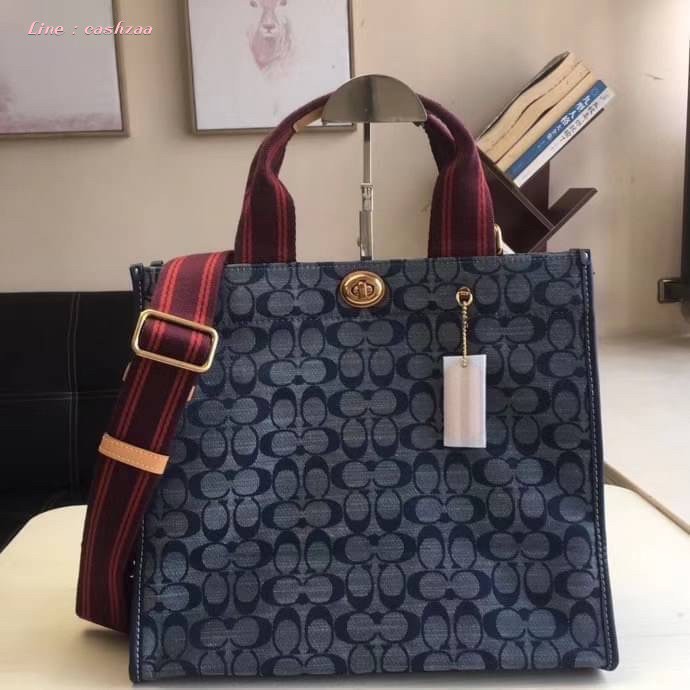 coach chambray tote 34