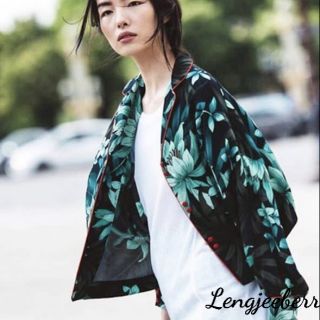 เสื้อเชิ้ตกุ๋นแดง ลายใบไม้แขนยาว oversize