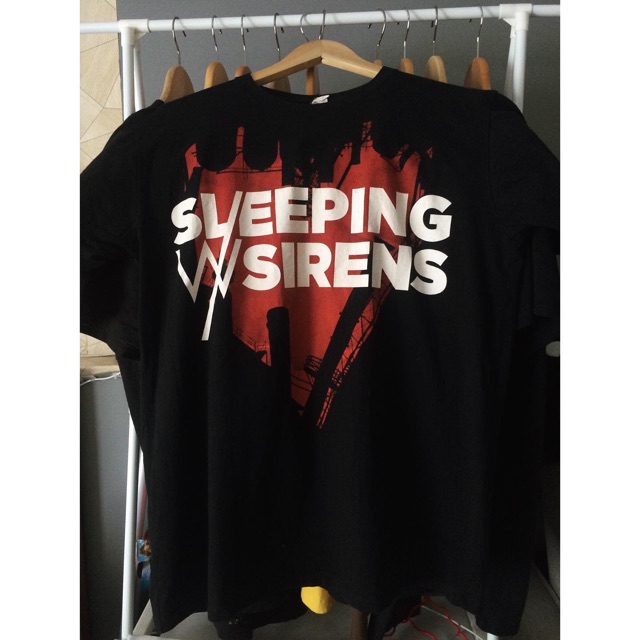 เสื้อวง Sleeping with Sirens ลิขสิทธิ์แท้ มือสอง