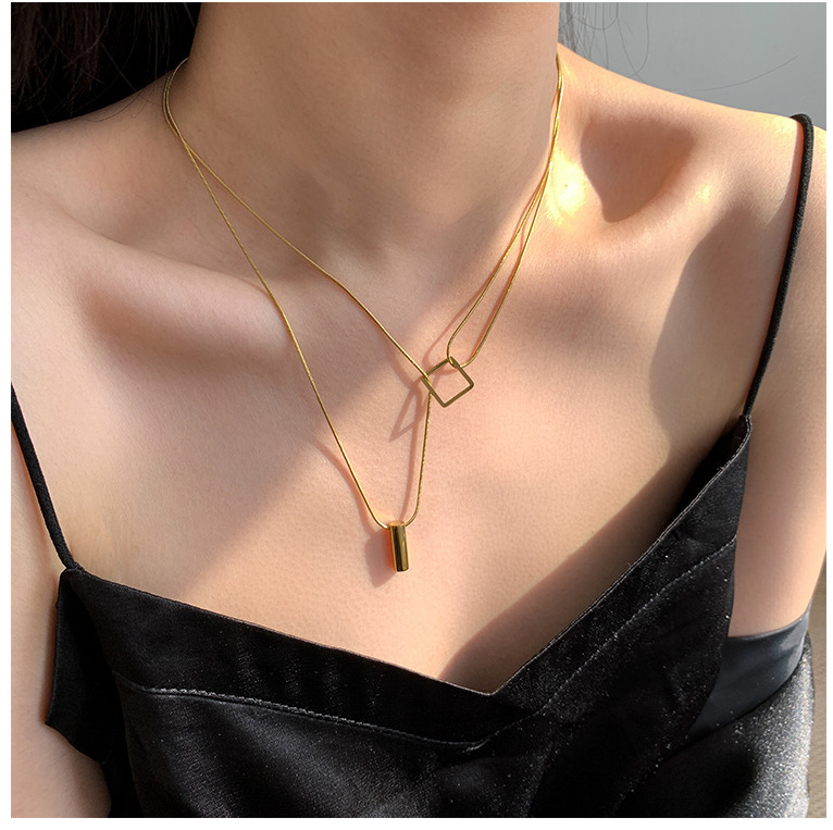 สร้อยคอ เหล็กไทเทเนียม ทอง 18K สองชั้น แบบเรียบง่าย สไตล์เกาหลี สําหรับผู้หญิง
