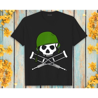 เสื้อยืด พิมพ์ลายโลโก้ Jackass Military Helmet Skull &amp; Crossbones สําหรับผู้ชาย