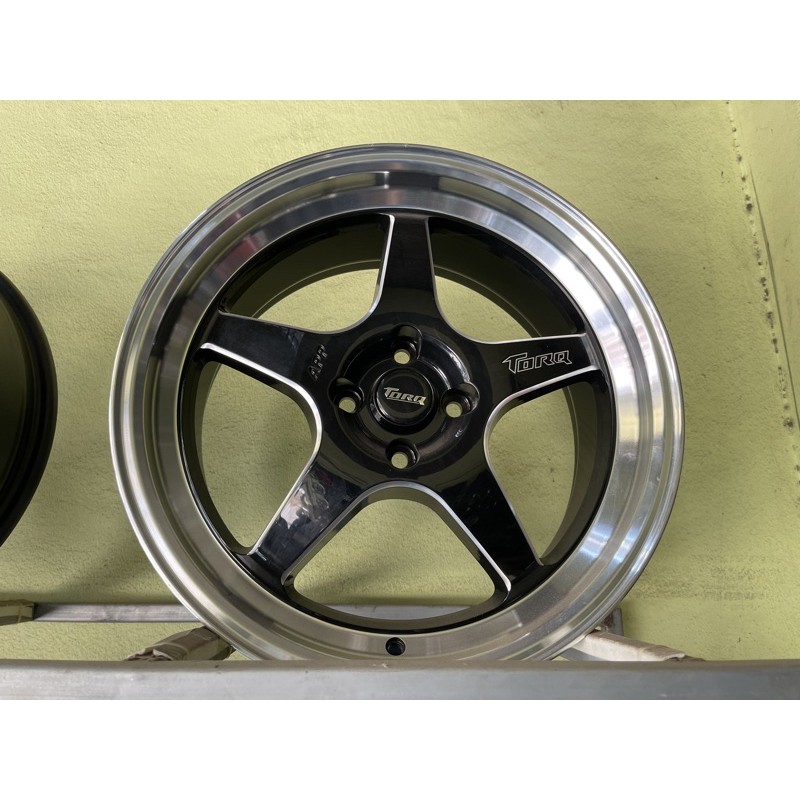 ขอบ17 4รู100 ใส่เก๋งทั่วไปได้