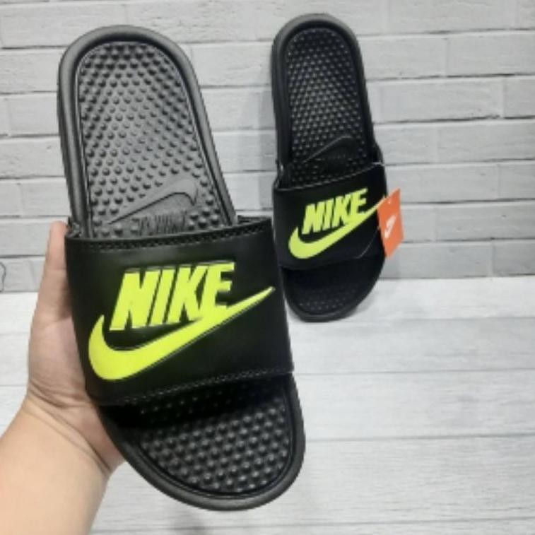 nike benassi 43