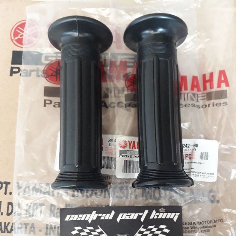 ยางมือจับหรือมือจับยาง RXS, RXZ, RX KING COBRA OLD YEAR ORIGINAL YAMAHA 3KA-F6242-00 3KA-F6241-00