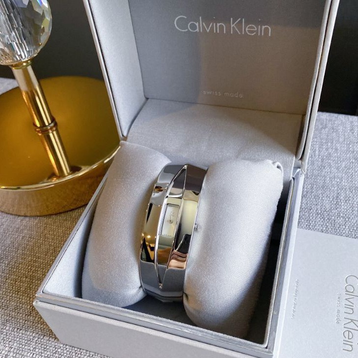 🎀 (สด-ผ่อน) นาฬิกา CK สีเงิน ทรงกำไล K4T2M116 CALVIN KLEIN WOMEN'S QUARTZ WATCH