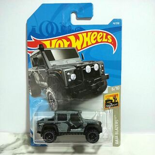 รถเหล็ก Hot wheels 15 LAND ROVER DEFENDER DOUBLE CAB (ib19)