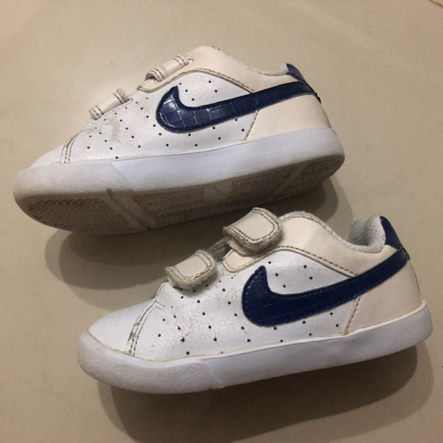 รองเท้าเด็ก nike ของแท้