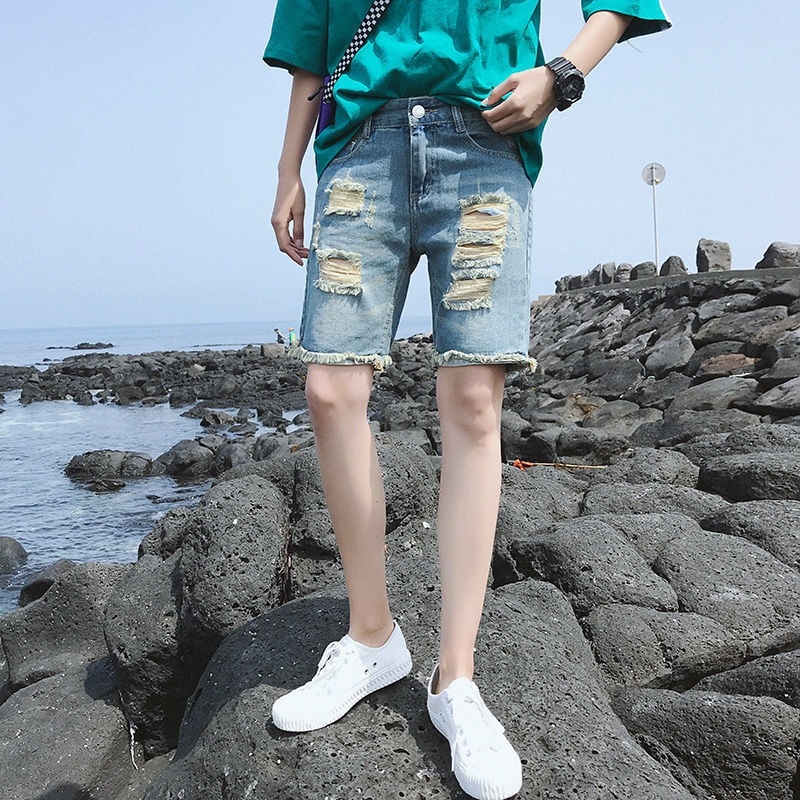 ∈ Men's Shorts outer beggar pants hole jeans Man's Classic Ripped Short ...