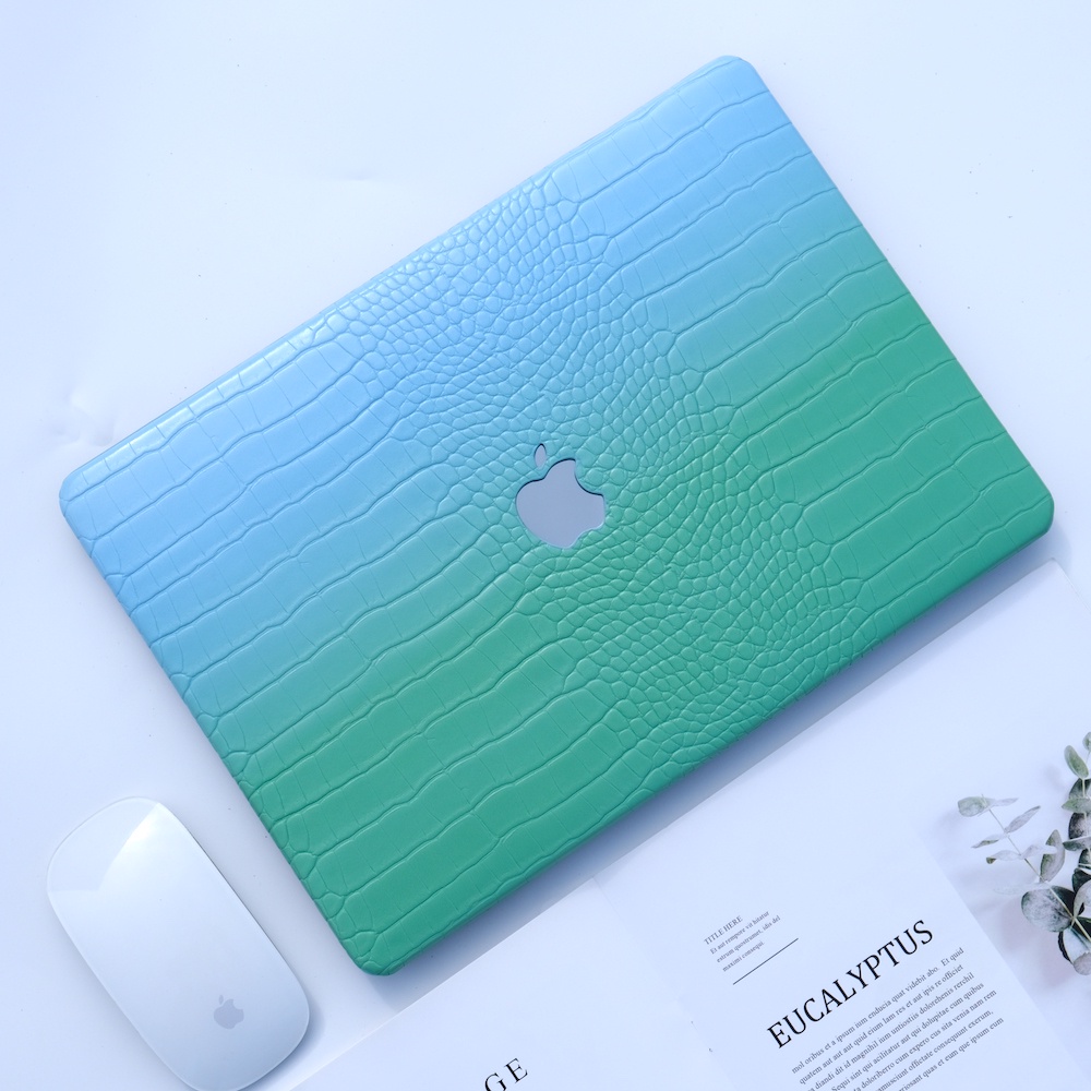 Designer apple macbook pro case guys bath in clothes