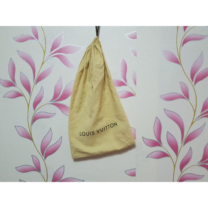 ถุงผ้า louis vuitton