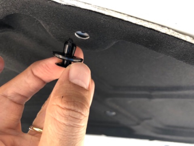 แผ่นฉนวนกันความร้อนใต้ฝากระโปรงหน้ารถ สำหรับ Suzuki Swift 2012-2017 ( มีกิ๊ฟท์ล็อค ให้พร้อมสินค้า ) - รูปที่ 6