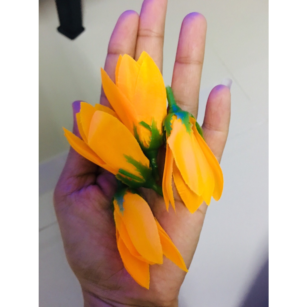 ดอกจำปี ดอกจำปีปลอม สีส้มทอง ดอกจำปีผ้า 1ถุง 50ดอก มีรูร้อยมาลัยได้ ติดช่อได้ ตกแต่งได้