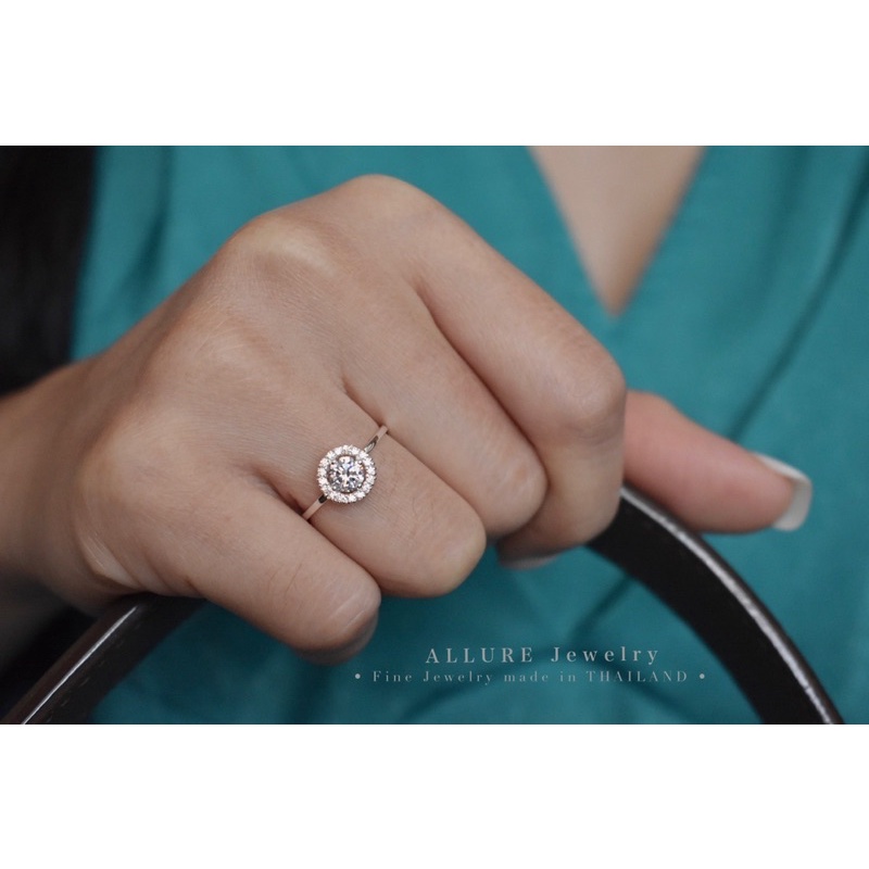 [แถมฟรีกล่องจิวเวอร์รี่] แหวนเพชร เงินแท้ 925 ชุบเคลือบทองคำขาว Jupiter Swirl 💎 - รูปที่ 2