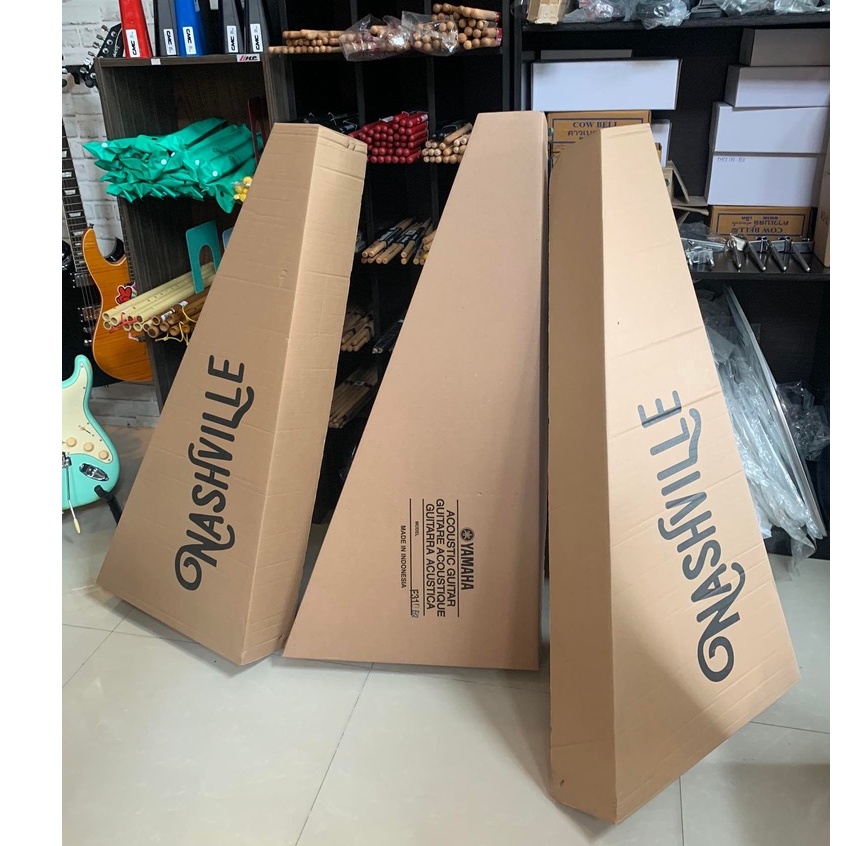 กล่องกระดาษใส่กีต้าร์ / กล่องกระดาษกีตาร์ อย่างดี แข็งหนา  ใส่ได้ ขนาด 30- 38 -  40 - 41 นิ้ว