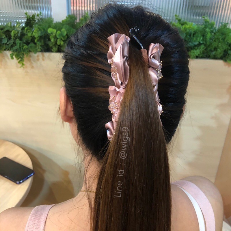 กิ๊บกล้วย กิ๊บกล้วยเกาหลี กิ๊บกล้วยแฟชั่นเกาหลี สีชมพู ขนาด 5 นิ้วริบบิ้นเกาหลีประดับคริสตัล งานแฮนด์เมด เกรดพรีเมียม
