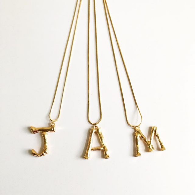 สร้อยตัวอักษร - alphabet necklace