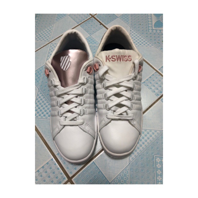 รองเท้าผ้าใบkswissแท้100%ส่งฟรีEMS!!!.size38