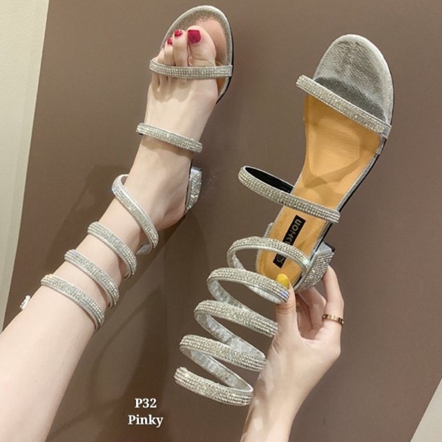 ♥พร้อมส่ง♥ #P32 •เช็คสินค้าก่อนสั่งซื้อ//รองเท้าสปริง•