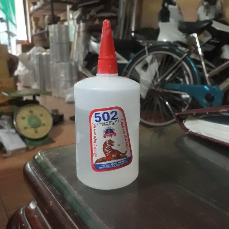 502 SUPER GLUE SUPER sticky GLUE (ขวดใหญ่)