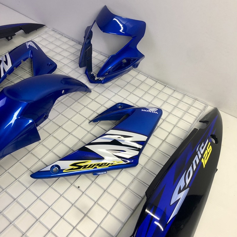 ชุดสีแฟริ่งเปลือกรถโซนิค sonic125 สีน้ำเงิน-ดำ ปี2004ล้อแม็กซ์  พร้อมติดสติ๊กเกอร์เคลือบเงา - รูปที่ 4