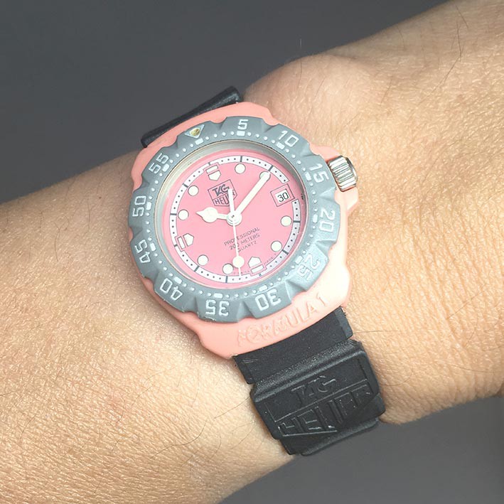 นาฬิกามือสอง ของแท้ TAG HEUER formura1 ขนาด lady size 28mm หน้าปัดชมพูพิมพ์หลักเวลาพรายน้ำ