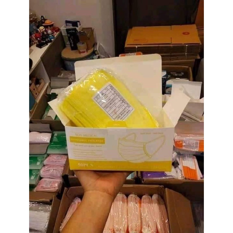 แมส สีเหลือง💛 แพ็ค50ชิ้น พร้อมส่งใน1วัน