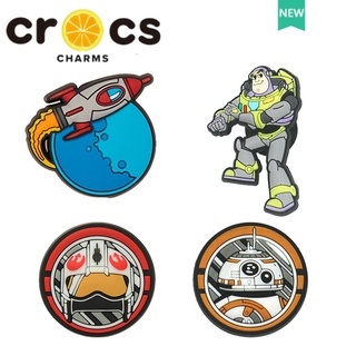 ตัวติดรองเท้า crocs jibbitz charms ตัวติดรองเท้าหัวโต แท้  หัวเข็มขัด รูปนักบินอวกาศอวกาศ สําหรับตกแต่งรองเท้า crocs DIY