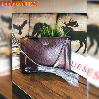 Guess Delgado Mini Crossbody Top Zip​ ของแท้​ ราคาถูก