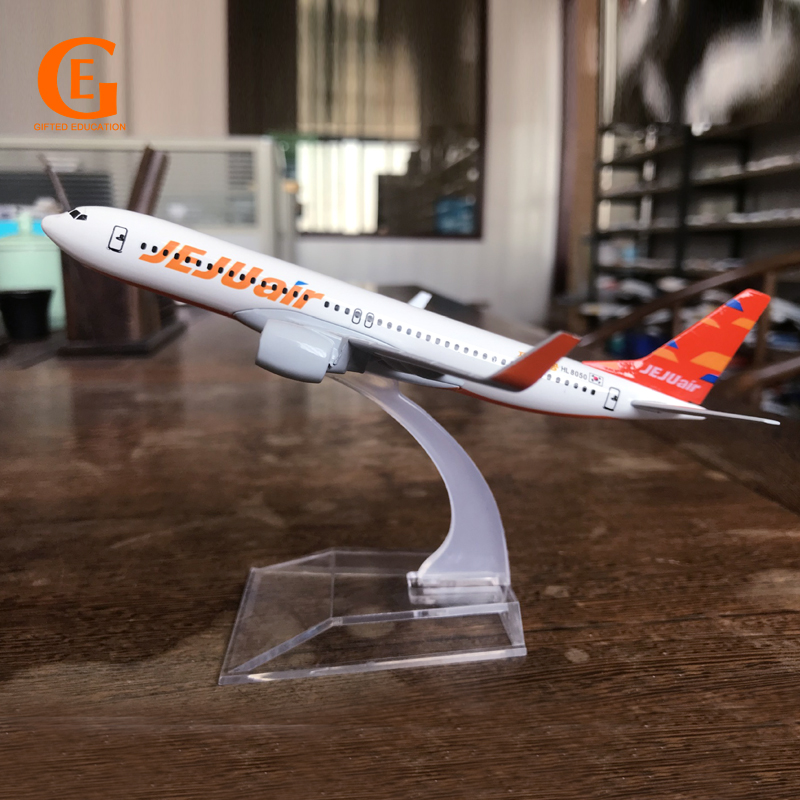 Jeju Air B737 เครื่องบินรุ่นเกาหลีใต้โบอิ้ง 737 เครื่องบินเครื่องบิน Diecast รุ่นโลหะแข็ง