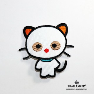 ตัวรีดติดเสื้อ ลายการ์ตูน แมว น่ารัก แมวสีขาว Cat Cartoon WOP Patch งานปัก DIY ตัวรีด อาร์มติดเสื้อ ทาสแมว ตกแต่งเสื้อ