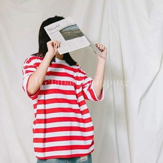 เสื้อยืด Oversize ลายทาง สีขาว-แดงใหญ่