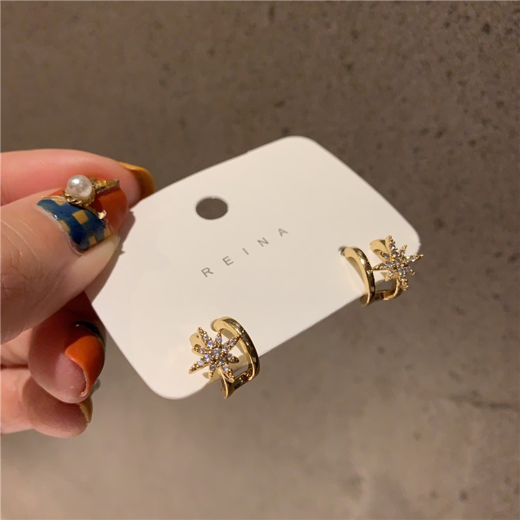 เกาหลีดองแดมุนที่เรียบง่าย Rhinestone ต่างหูรูปดาวห้าแฉกหญิงสไตล์เท่ทุกการจับคู่อารมณ์ต่างหูเงินสเตอร์ลิงสาวน่ารักหัวใจต่างหูพร็อพ