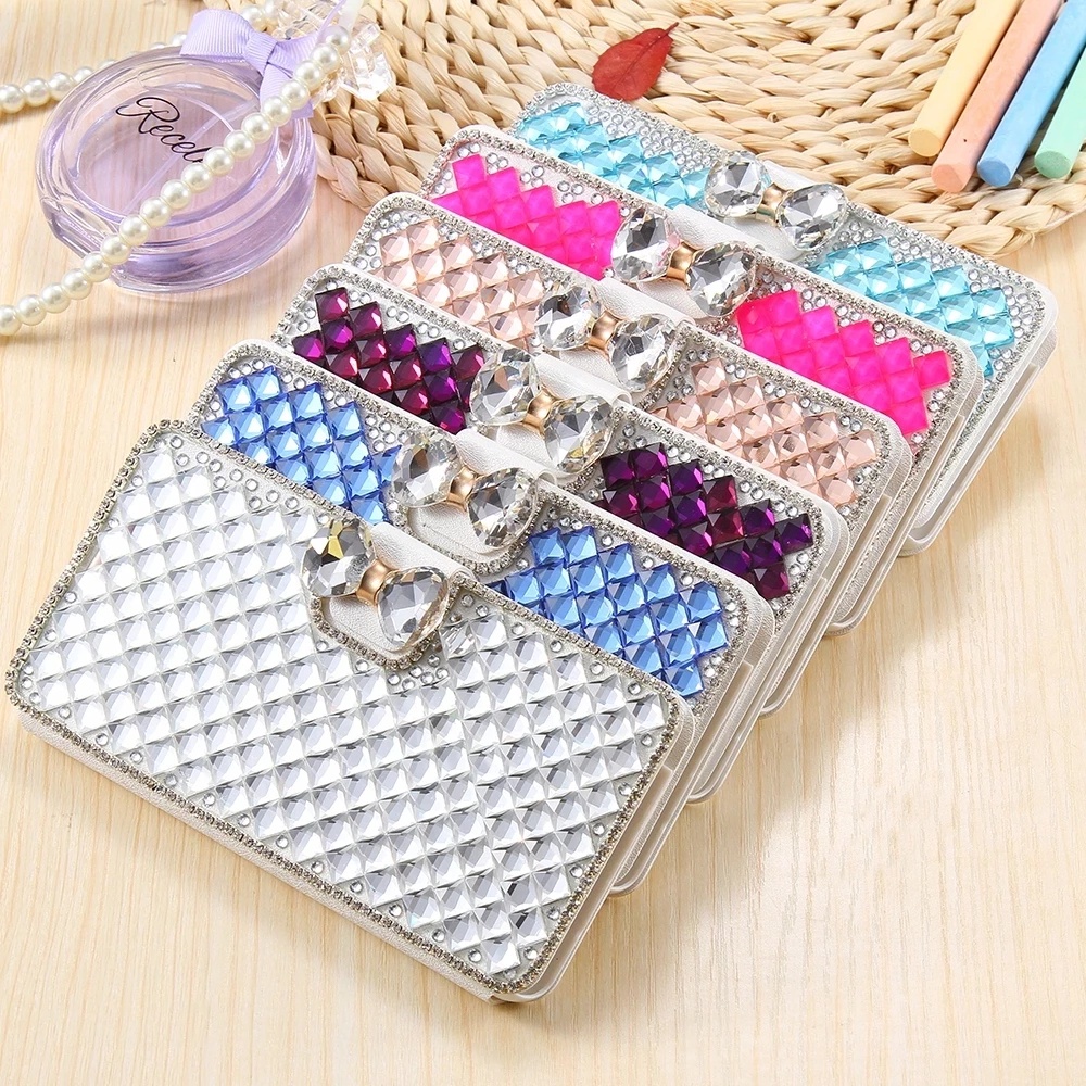 เคสโทรศัพท์มือถือหนัง ฝาพับ ประดับเพชร พลอยเทียม วิบวับ หรูหรา พร้อมช่องใส่บัตร สําหรับ IPhone 11 12 13 14 Pro Max 11