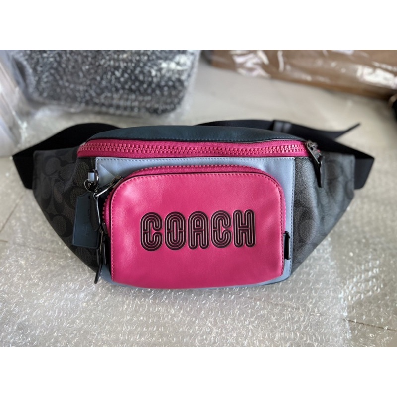 (ผ่อน0%) กระเป๋าคาดอกชาย คาดเอว Coach Track Belt Bag In Colorblock Signature Canvas C8129 สีชมพู 16นิ้ว