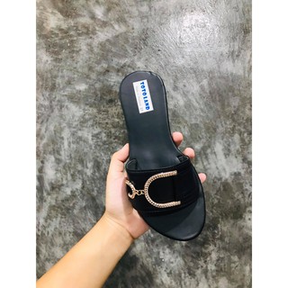 รองเท้าแตะแฟชั่น ประดับอะไหล่ทอง พื้นนิ่ม ใส่สบาย มีพร้อมส่ง