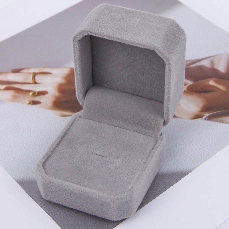 กล่องเก็บแหวนกํามะหยี่ หลากสี / กล่องเครื่องประดับ ต่างหู คุณภาพสูง / เคสสร้อยคอ ทรงสี่เหลี่ยม - รูปที่ 4