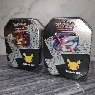 Pokemon - 25th Anniversary Celebrations Lances Charizard &amp; Dark Sylveon Tin - New ใหม่!!