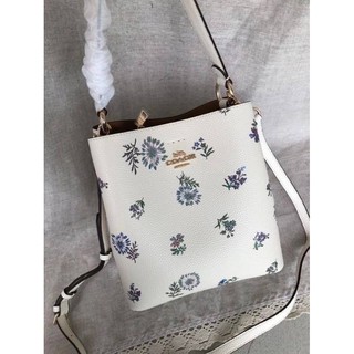 Coach SMALL TOWN BUCKET BAG