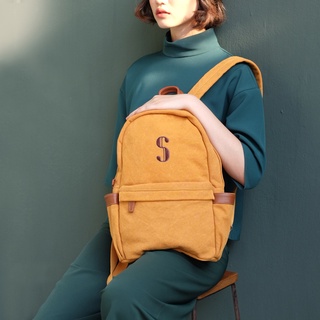 Classic Backpack : กระเป๋าเป้ปักชื่อ